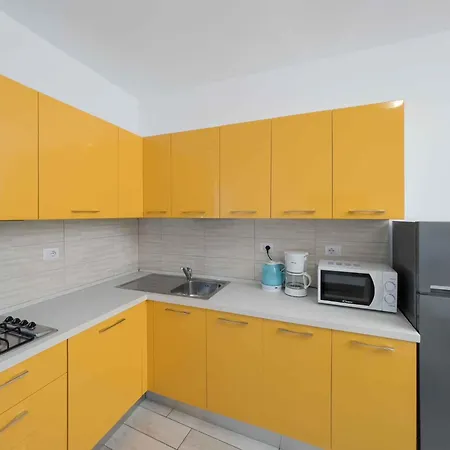 Apartment In Lignano 21642